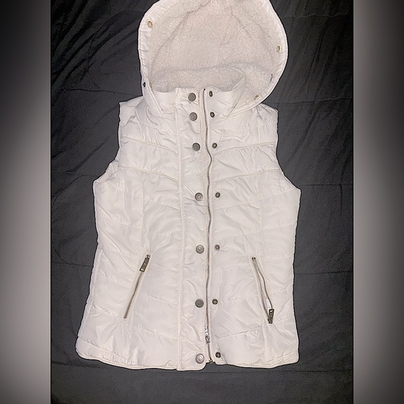 Aeropostal White Hooded Winter/Spring Vest - Picture 2 of 6